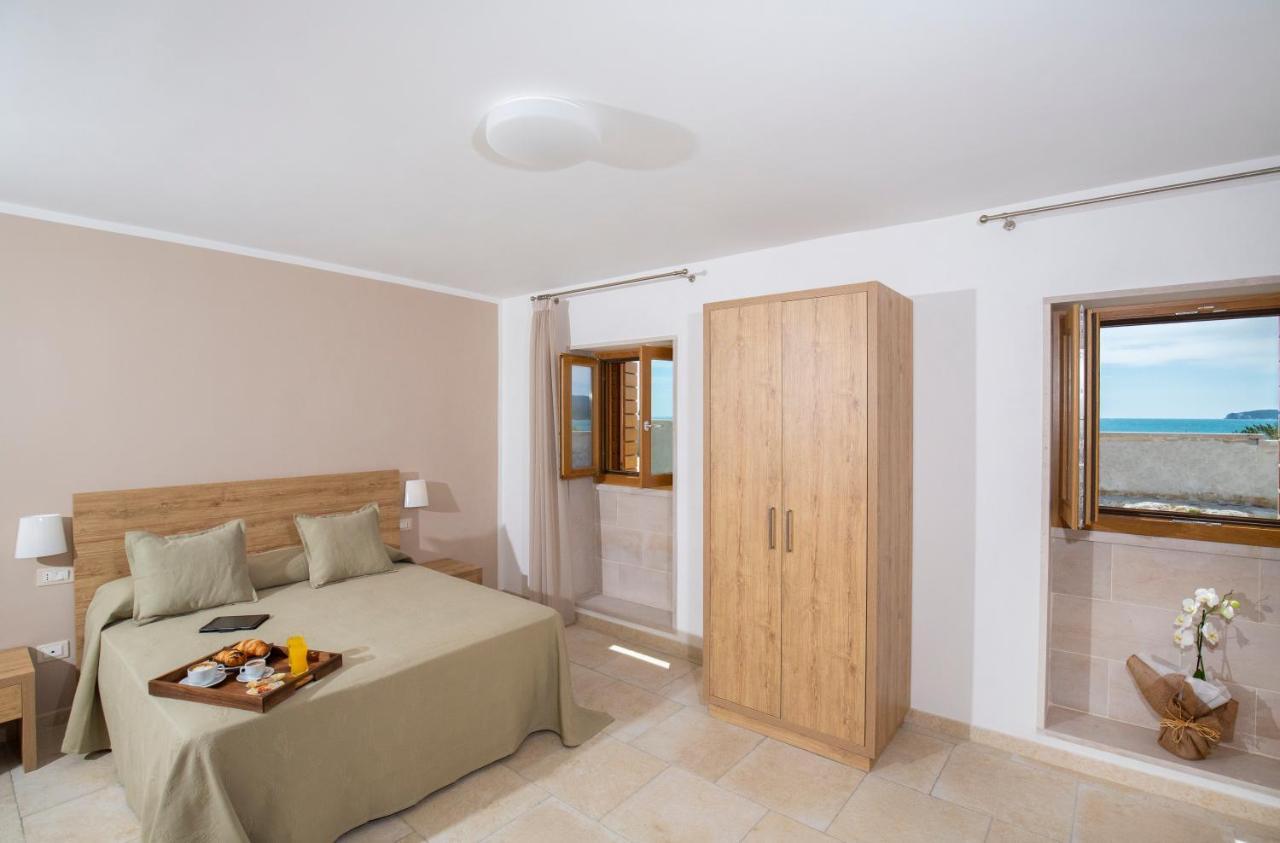 Punta San Francesco Hotel